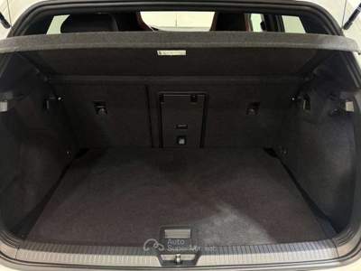 Volkswagen Golf 2.0 tsi 245cv dsg 2023 18" vari colori Bianco usata Monte Compatri