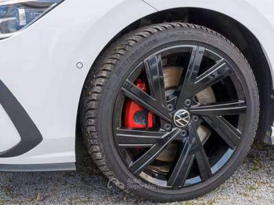 Volkswagen Golf 2.0 tsi 245cv dsg Black style 2022 camera 18" Bianco usata Monte Compatri