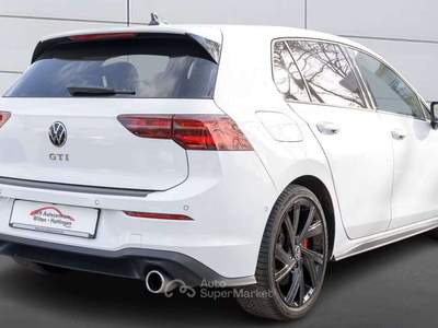 Volkswagen Golf 2.0 tsi 245cv dsg Black style 2022 camera 18" Bianco usata Monte Compatri
