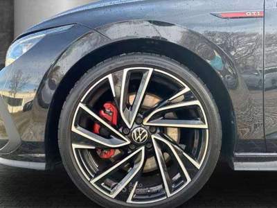Volkswagen Golf 2.0 tsi 245cv dsg Black style 2023 camera Harman cardon 19" Nero usata Monte Compatri