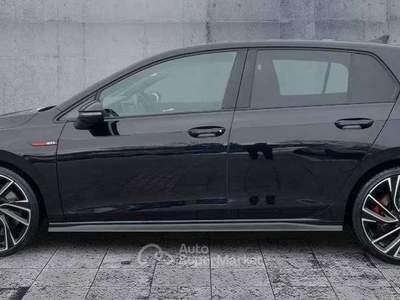 Volkswagen Golf 2.0 tsi 245cv dsg Black style 2022 19" camera vari colori Nero usata Monte Compatri