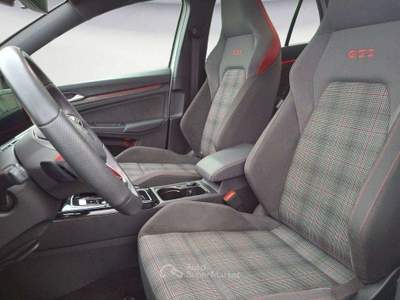 Volkswagen Golf 2.0 tsi 245cv dsg Black style tetto 19" 2023 Bianco usata Monte Compatri