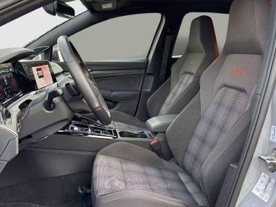 Volkswagen Golf 2.0 tsi 245cv dsg Black style camera 19" 2023 Grigio usata Monte Compatri