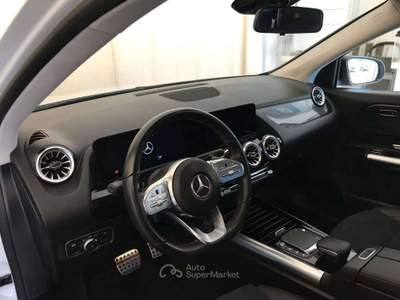 Mercedes-Benz GLA Amg auto 2023 163cv night camera 19" vari colori Bianco usata Monte Compatri