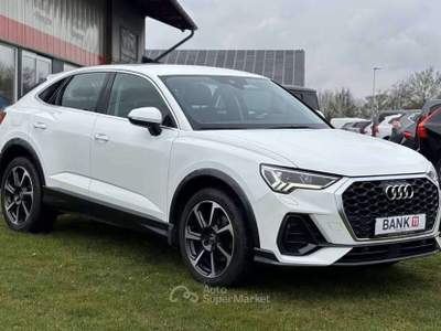 Audi Q3 Sportback 35 1.5 tfsi S line S-tronic camera 2023 19" Bianco usata Monte Compatri
