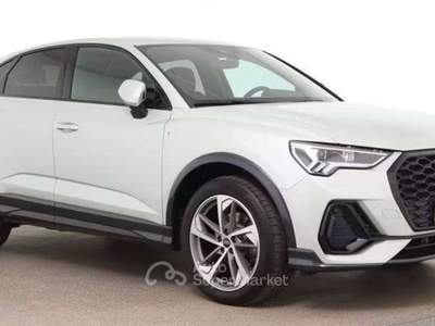Audi Q3 Sportback 35 1.5 tfsi S line S-tronic Identity black camera 2023 19" Argento usata Monte Compatri