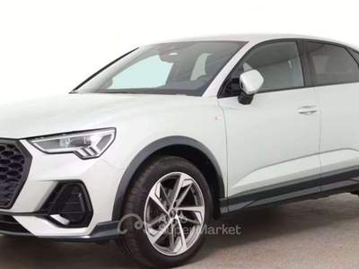 Audi Q3 Sportback 35 1.5 tfsi S line S-tronic Identity black camera 2023 19" Argento usata Monte Compatri