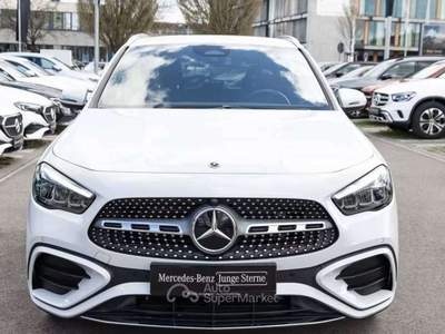 Mercedes-Benz GLA AMG auto 2024 163cv camera 19" vari colori Bianco usata Monte Compatri