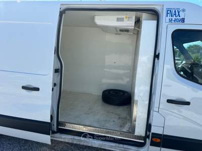 Renault Master T35 2.3 dCi 130 Coibentato Iva Compresa Bianco usata Prato