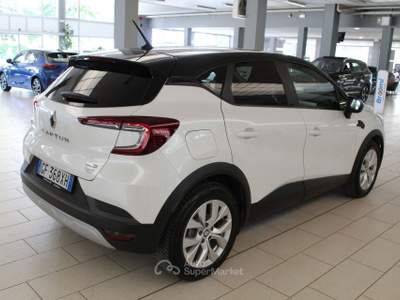 Renault Captur 1.6 HEV E-TECH 105KW ZEN Bianco usata Casalmaggiore