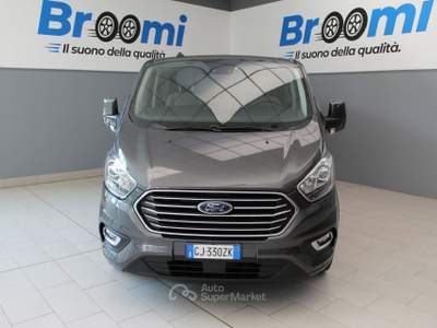 Ford Tourneo Custom tourneo custom 320 2.0 tdci 150cv Titanium L1H1 E6.2 Grigio usata Casalmaggiore