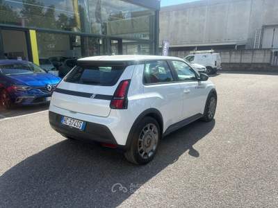 Renault 5 E-Tech Electric 40 KWH evolution 120 cv urban range usata TREVIGLIO