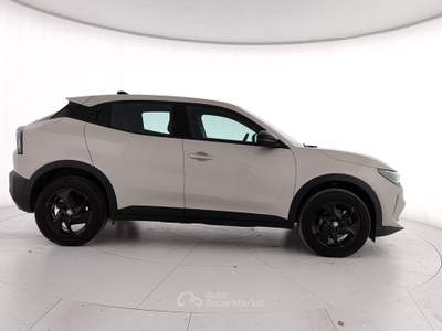 Alfa Romeo Junior My25 Ibrida 1.2145cv Hybrid Edct6 Beige usata Caserta