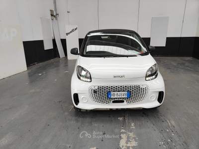 Smart ForTwo Fortwo eq Passion 4,6kW Bianco usata Milano