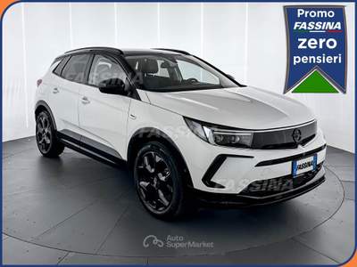 Opel Grandland X Grandland 1.2 GS s&s 130cv at8 Bianco usata Milano