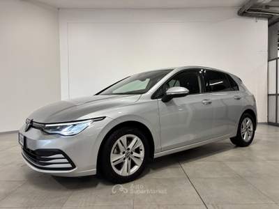 Volkswagen Golf 2.0 TDI 150 CV LIFE C.AUTOMATICO CARPLAY SENSORI Argento usata Brescia