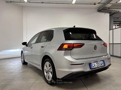 Volkswagen Golf 2.0 TDI 150 CV LIFE C.AUTOMATICO CARPLAY SENSORI Argento usata Brescia