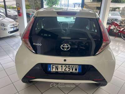 Toyota Aygo Aygo II 5p 1.0 x-play tss usata Caravaggio