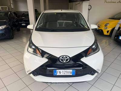 Toyota Aygo Aygo II 5p 1.0 x-play tss usata Caravaggio