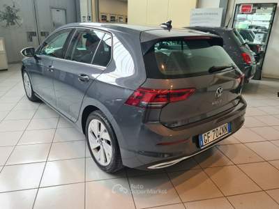 Volkswagen Golf 1.5 eTSI EVO ACT Style DSG Grigio usata Parma