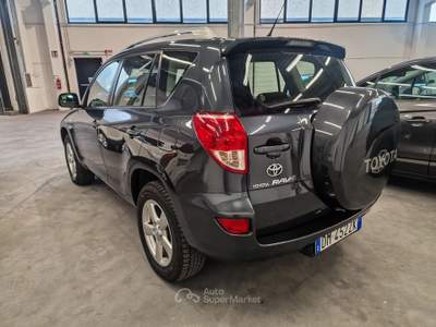 Toyota RAV4 III 2006 5 Porte 2.2 D-4D 136cv Sol DPF Grigio usata Mappano