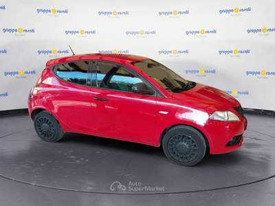 Lancia Ypsilon III 2011 1.0 firefly hybrid Silver s&s 70cv Rosso usata Roma