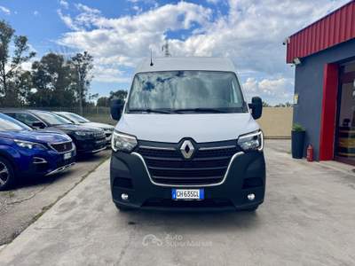 Renault Master t33 2.3 dci 135cv l2h2 ice plus Bianco usata Fisciano
