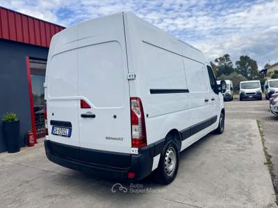Renault Master t33 2.3 dci 135cv l2h2 ice plus Bianco usata Fisciano