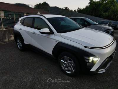 Hyundai Kona 1.0 t-gdi 48v x line 2wd 120cv mt Bianco usata Fisciano