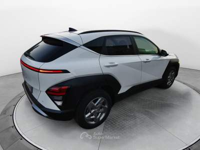 Hyundai Kona 1.0 t-gdi 48v x line 2wd 120cv mt Bianco usata Fisciano