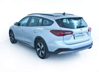 Ford Focus 1.5 Ecoblue 115cv Active Auto SW / Retrocamera/Tetto in contrasto nero Argento usata Feltre