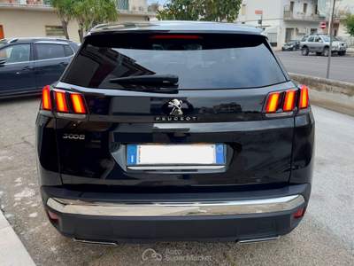 Peugeot 3008 S&S EAT8 Allure Nero usata Monopoli