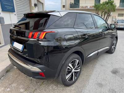 Peugeot 3008 S&S EAT8 Allure Nero usata Monopoli
