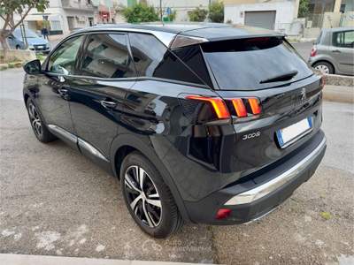 Peugeot 3008 S&S EAT8 Allure Nero usata Monopoli