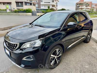 Peugeot 3008 S&S EAT8 Allure Nero usata Monopoli