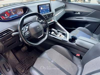 Peugeot 3008 S&S EAT8 Allure Nero usata Monopoli