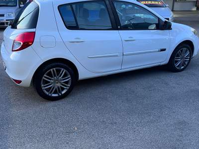 Renault Clio Auto da vetrina usata Giugliano in Campania