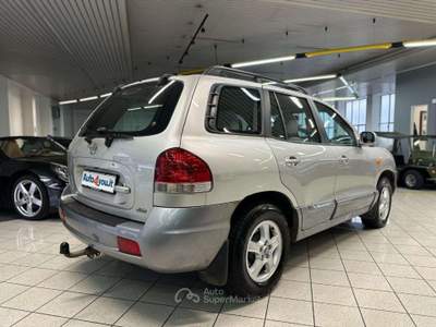 Hyundai Santa Fe 2.4i 4WD GLS Argento usata Monza