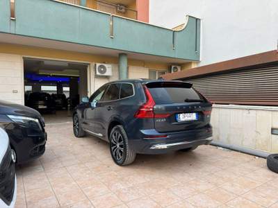 Volvo XC60 XC 60 XC60 B4 (d) AWD Geartronic Inscription Blu/Azzurro usata Andria