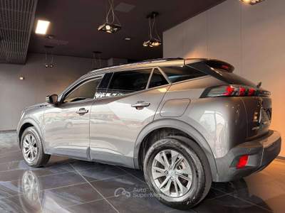 Peugeot 2008 PureTech Style 1.2 - 101Cv Grigio usata Rossano Veneto