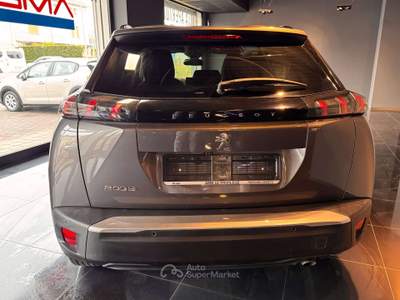 Peugeot 2008 PureTech Style 1.2 - 101Cv Grigio usata Rossano Veneto