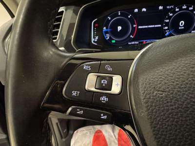 Volkswagen Tiguan 2.0 TDI 150 CV SCR DSG 4MOTION R-Line Nero usata Castello di Godego