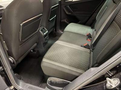 Volkswagen Tiguan 2.0 TDI 150 CV SCR DSG 4MOTION R-Line Nero usata Castello di Godego