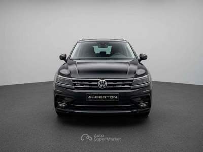 Volkswagen Tiguan 2.0 TDI 150 CV SCR DSG 4MOTION R-Line Nero usata Castello di Godego