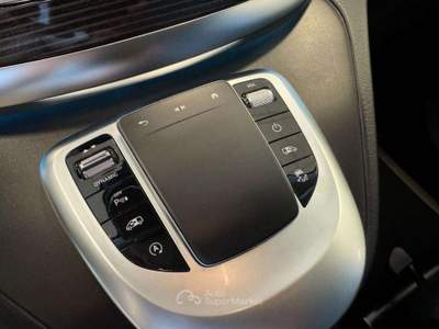Mercedes-Benz Classe V d Automatic 4Matic Premium Extralong 8 Posti N1 Nero usata Castello di Godego