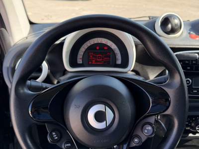Smart ForTwo Fortwo III 2015 1.0 Black Passion 61cv Grigio usata Civita Castellana