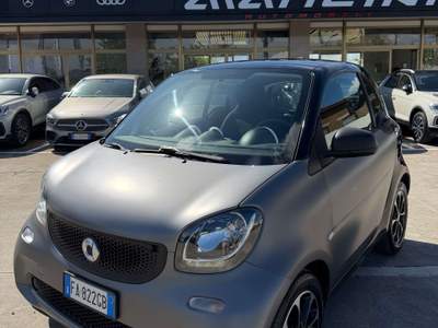 Smart ForTwo Fortwo III 2015 1.0 Black Passion 61cv Grigio usata Civita Castellana
