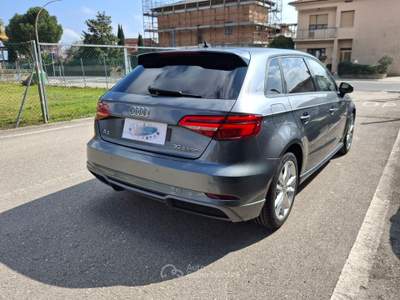 Audi A3 S-Line S-tronic Km 63.000 - 2020 Grigio usata CASTELLALTO