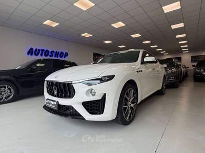 Maserati Levante Levante  2.0 mhev GT 330cv auto Bianco usata Torino