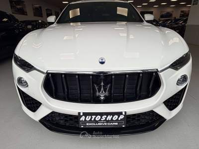 Maserati Levante Levante  2.0 mhev GT 330cv auto Bianco usata Torino